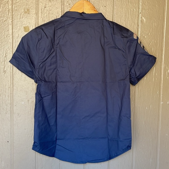 Junk Food The Beatles Sgt Peppers kid shirt - Picture 7 of 10